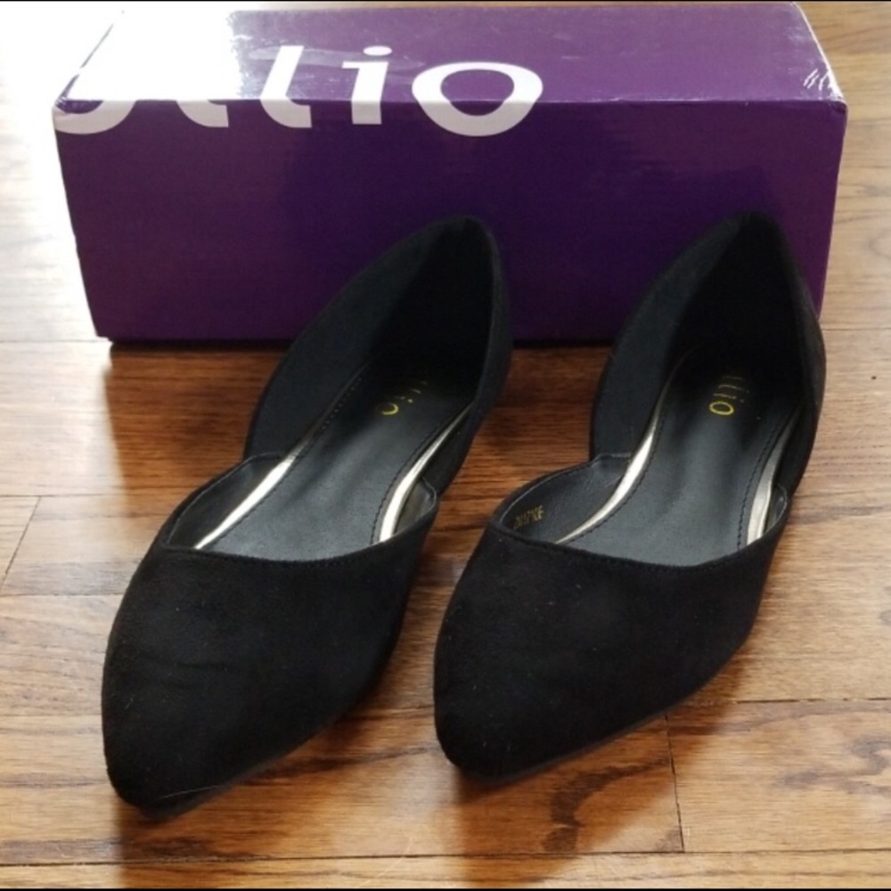 Ollie black flats